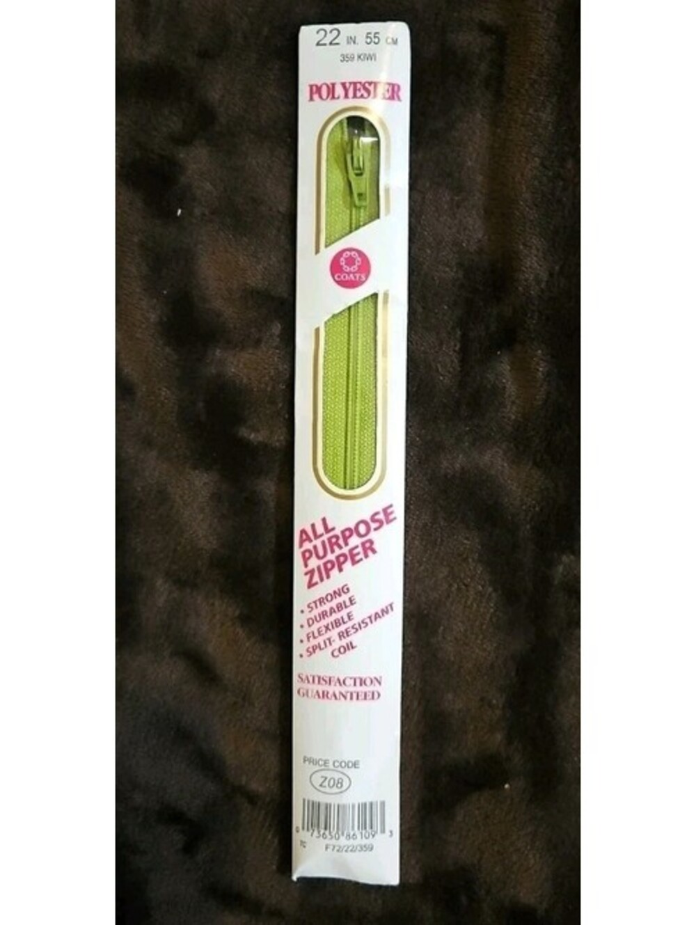 Coats Thread & Zippers F7222-359 All-Purpose Plastic Zipper, 22", Kiwi
